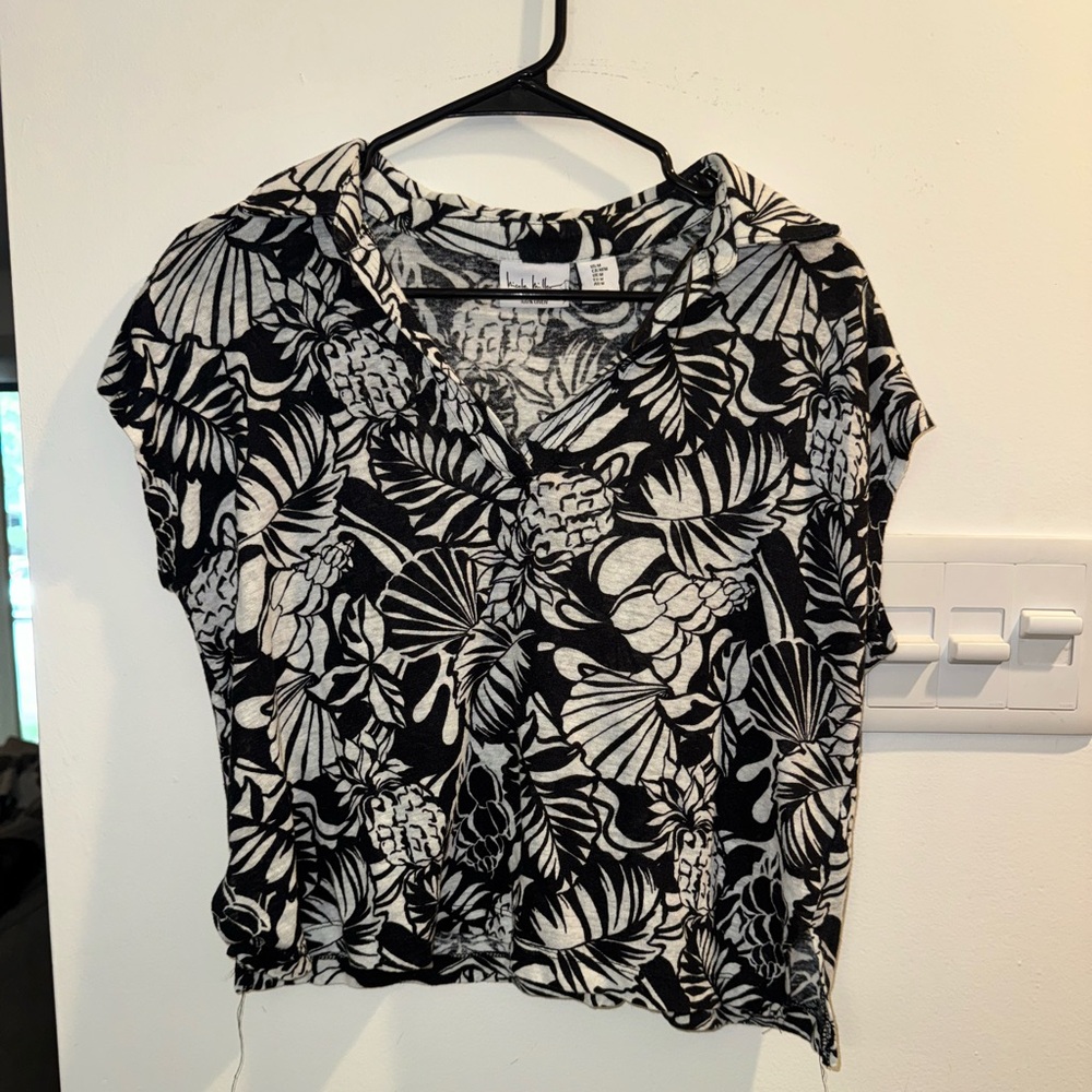 Black and White Linen Patterned Women's Top
